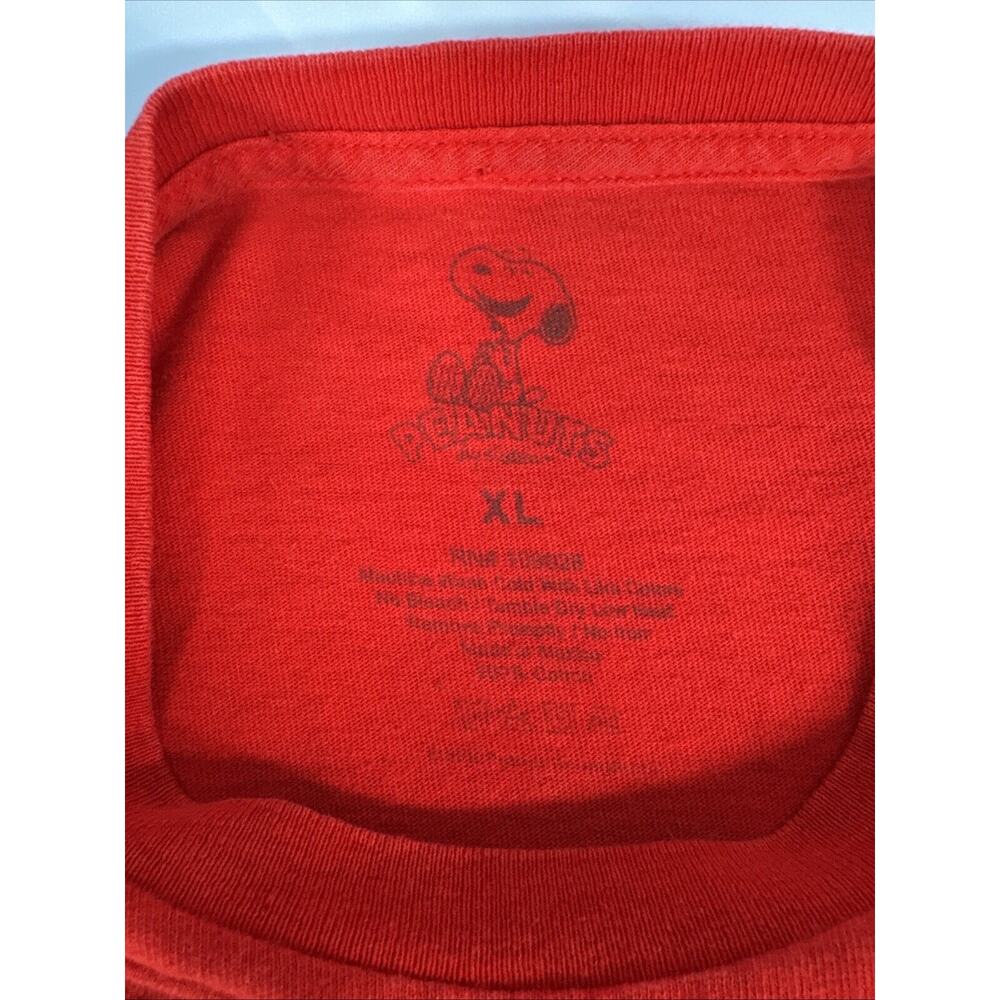 Peanuts Snoopy Woodstock 2010 Red Mens T-Shirt Sz XL Chicks Dig Me - Picture 4 of 6